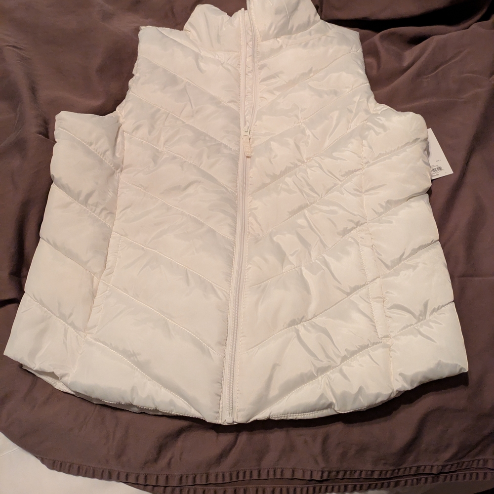SO Women's Ivory Puffer Vest